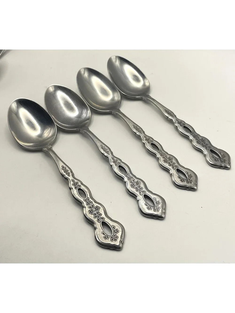 4- Oneida Community FANTASY Burnished Stainless Pierced Hndl Teaspoon Lot ~ 6”